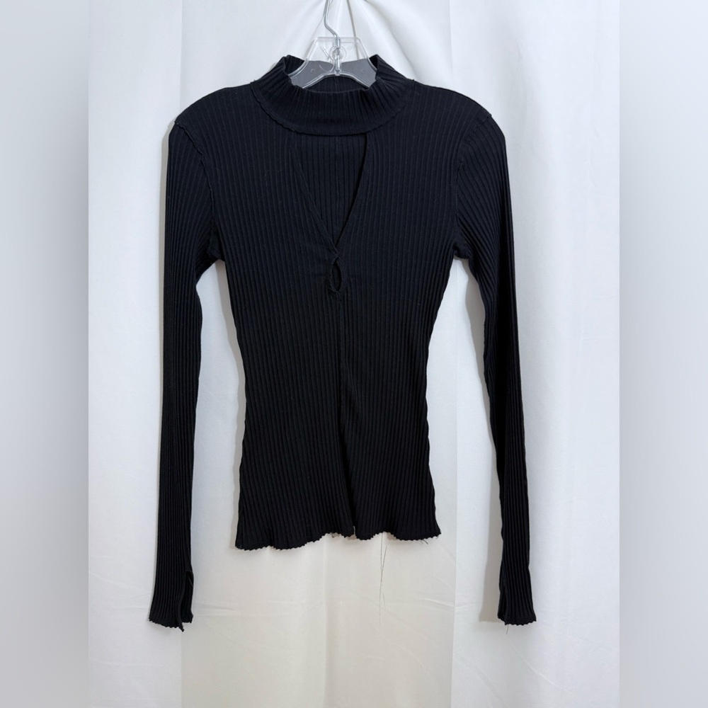 Free People Black Ribbed Long Sleeve Sweater With A Keyhole Front Size XS
